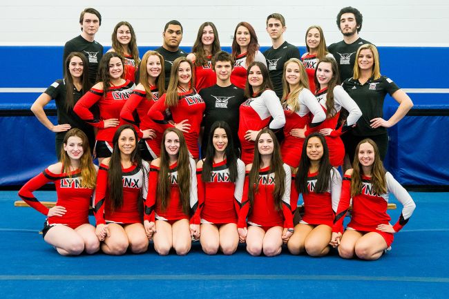 Les Lynx remportent le Championnat provincial de cheerleading
