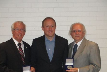 Le Lieutenant-gouverneur du Québec honore deux Bouchervillois