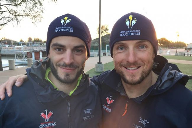 Deux rameurs du Club d’aviron de Boucherville se préparent en vue des Jeux de Rio