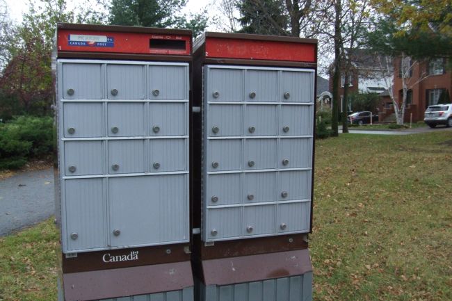 Longueuil demande à Postes Canada de retirer les boîtes postales sur son territoire