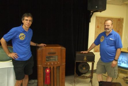 Les collectionneurs de radios d’autrefois tiennent une exposition au Centre multifonctionnel de Boucherville