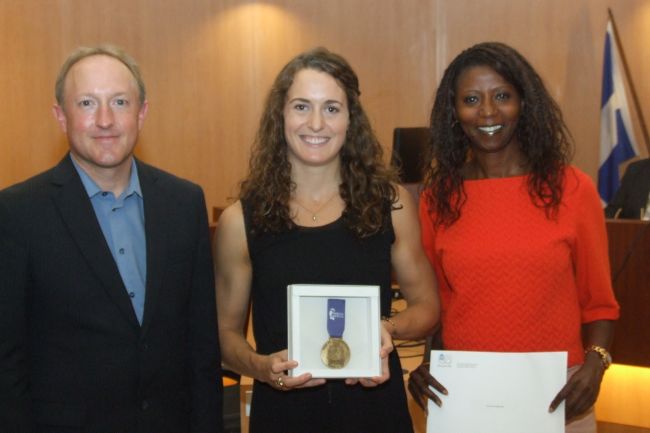 La championne olympique Sandrine Mainville reçoit le prix Louis-Lacoste