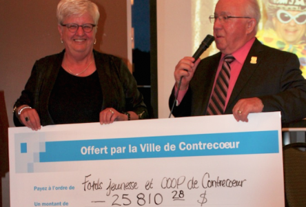Tournoi de golf de la mairesse de la Ville de Contrecœur : 30 000 $ remis au Fonds jeunesse