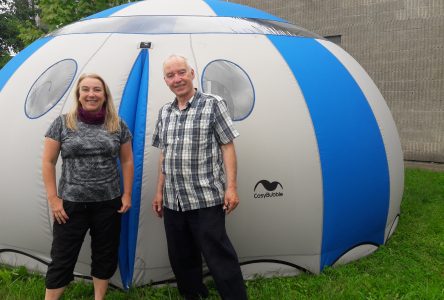 La tente gonflable Cosy Bubble : l’expérience unique du prêt-à-camper