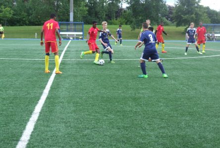 Onze matchs Entr’Amis en marge de la Surboum de soccer à Boucherville