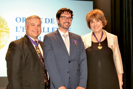 François Desmarais reçoit la médaille de l’Ordre de l’excellence en éducation du Québec