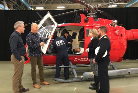 L’ÉNA remercie la Garde côtière canadienne pour son nouvel hélicoptère