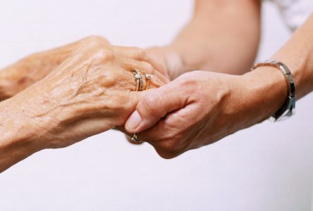 Sainte-Julie lance un programme d’aide financière pour les résidents de 65 ans et plus ayant un faible revenu