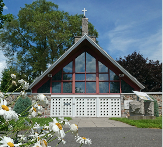 Le sanctuaire Sainte-Marguerite d’Youville: un lieu de tourisme international