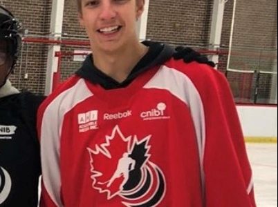 Étudiant-hockeyeur en sport-études ayant perdu la vue à 15 ans: Thomas Raymond sélectionné dans l’Équipe nationale