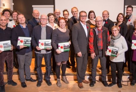 Le conseil municipal décerne les Mérites Varennes en fleurs 2019