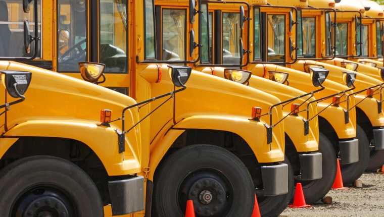Retour en classe: les transporteurs scolaires seront-ils prêts à temps?
