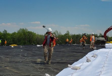 Réhabilitation du site Les carrières Rive-Sud : les  travaux de sécurisation des déchets dangereux ont commencé