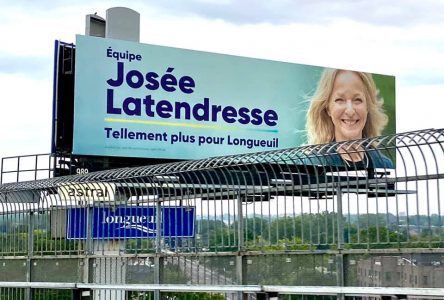 Les affiches électorales apparaissent, puis disparaissent à Longueuil