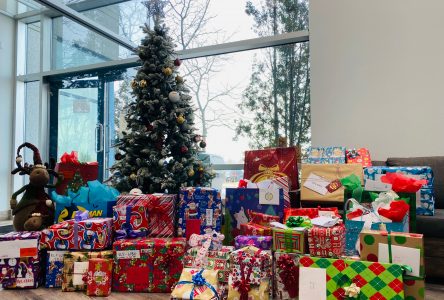 Lowe’s Canada a distribué plus de 5 300 cadeaux à des enfants