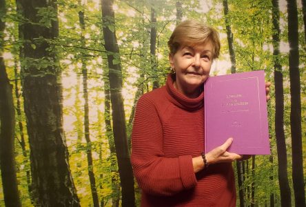 À l’aube de ses 82 ans, une Bouchervilloise publie un premier livre