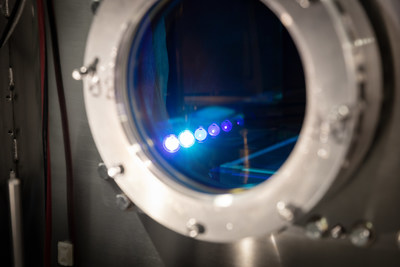 Lasers ultrarapides à l’INRS: 3,4 M$ pour l’infrastructure de recherche de calibre international à Varennes