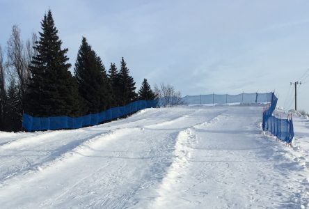Pentes à glisser, patinoires et sentiers de ski de fond fermés
