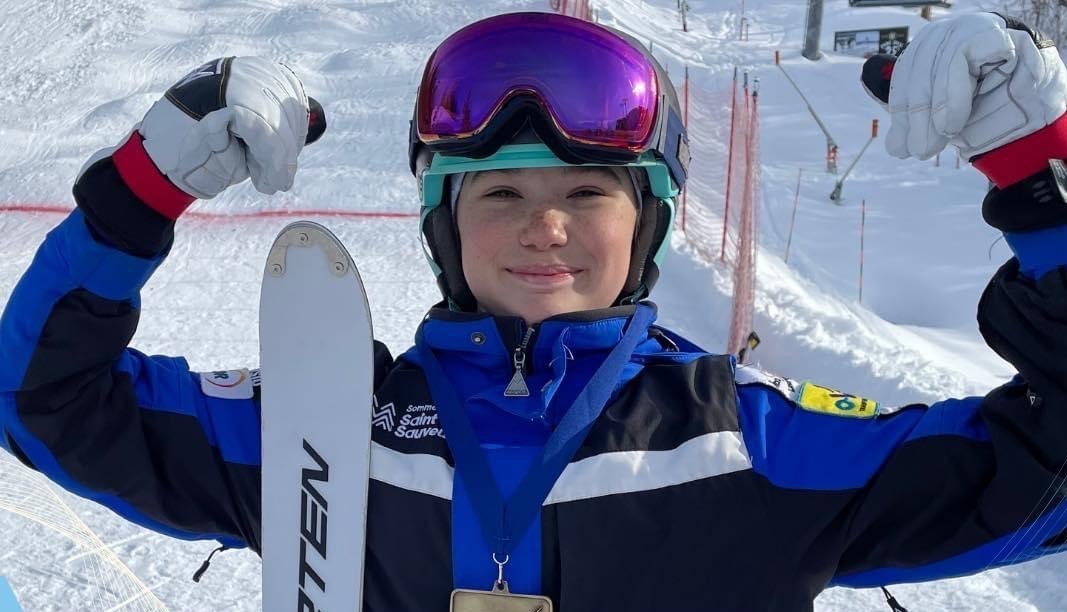 Victoria Gagnon-Pouliot : la reine du ski de bosses à Saint-Sauveur