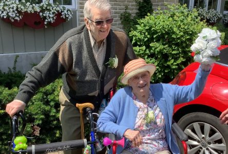 Mariés depuis 75 ans, et toujours en amour