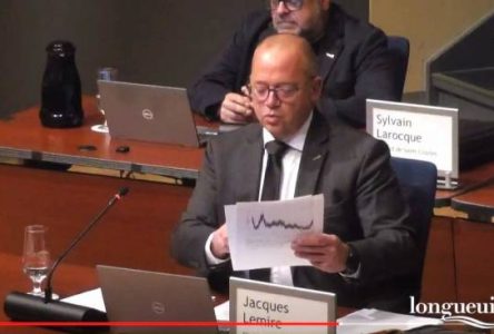 Lemire vote contre l’augmentation de salaire des élus  de Longueuil